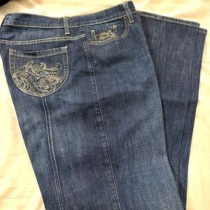 Women’s Zena denim jeans. Size 16